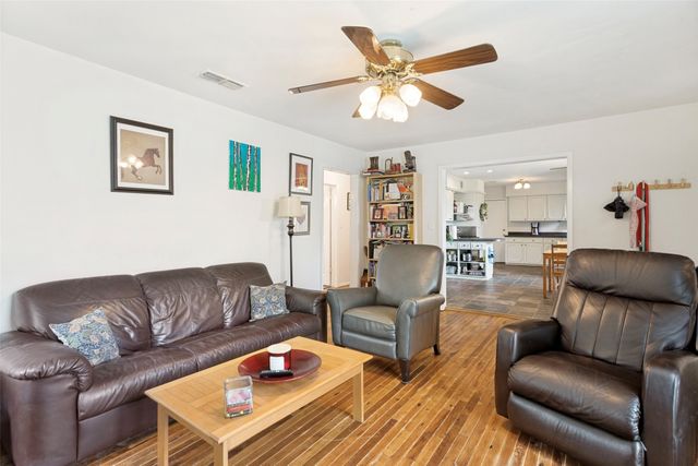 4730 Eden Road S, Mansfield, TX 76063