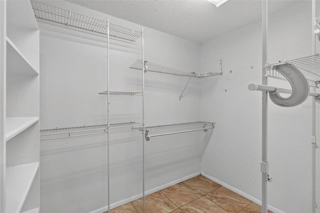 2738 FOXWOOD COURT, Orlando, FL 32818