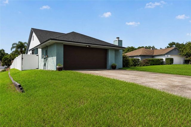 2738 FOXWOOD COURT, Orlando, FL 32818