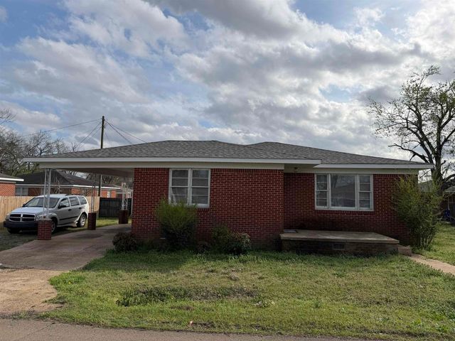 145 CUMBERLAND ST, Savannah, TN 38372