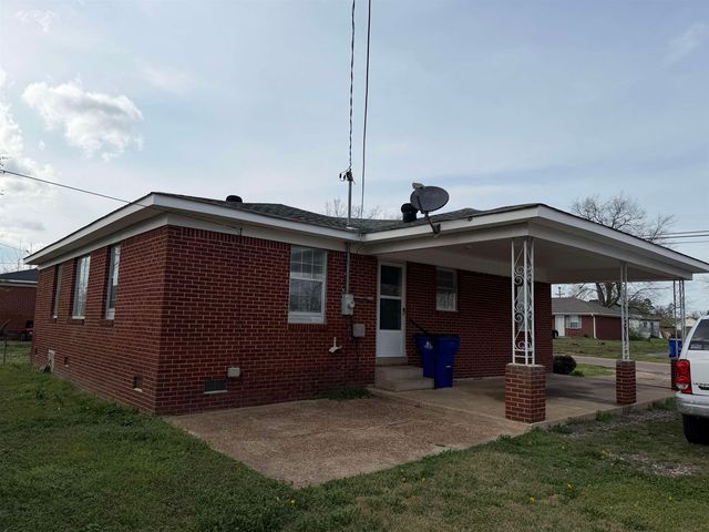 145 CUMBERLAND ST, Savannah, TN 38372