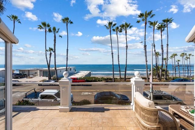 208 S Pacific Street, Oceanside, CA 92054