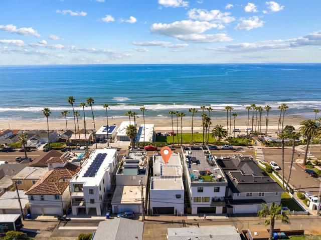 208 S Pacific Street, Oceanside, CA 92054