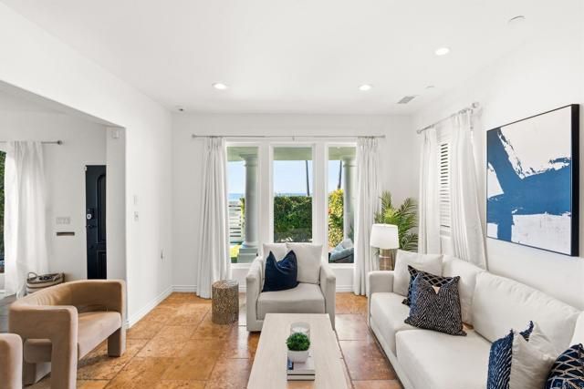 208 S Pacific Street, Oceanside, CA 92054