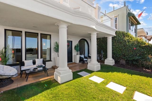 208 S Pacific Street, Oceanside, CA 92054