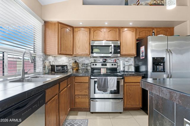 42266 W SPARKS Drive, Maricopa, AZ 85138