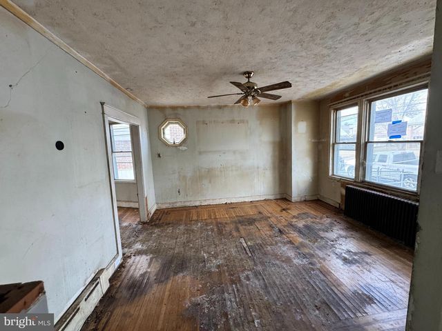 52 W BERKLEY AVE, Clifton Heights, PA 19018