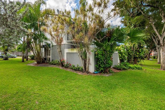 2327 SW 82nd Way, North Lauderdale, FL 33068