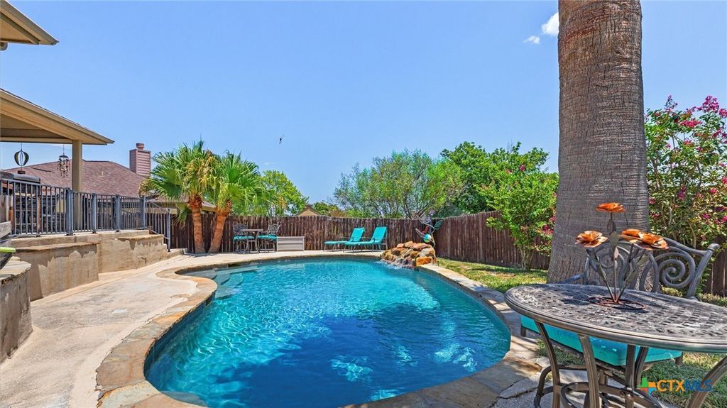 1321 Paint Rock, New Braunfels, TX 78130