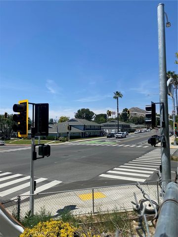 220 W Big Springs Road, Riverside, CA 92507