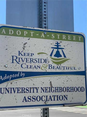 220 W Big Springs Road, Riverside, CA 92507