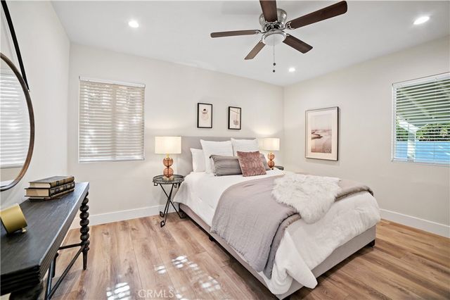 19029 Calvert Street, Tarzana, CA 91335