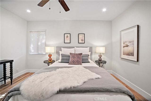 19029 Calvert Street, Tarzana, CA 91335