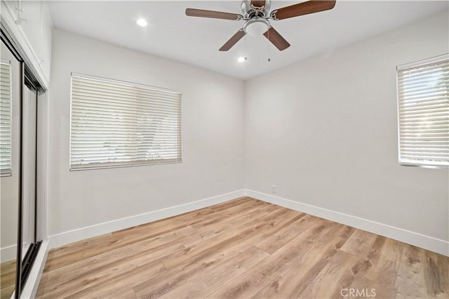 19029 Calvert Street, Tarzana, CA 91335