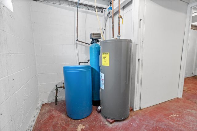 221 25th Avenue N, Saint Cloud, MN 56303