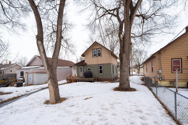 221 25th Avenue N, Saint Cloud, MN 56303