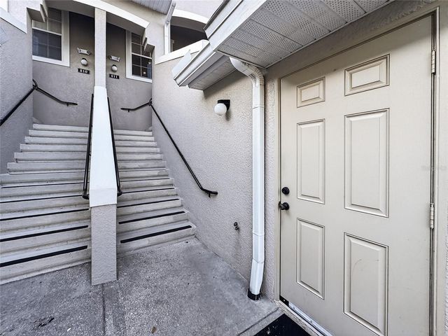 9422 MYRTLE CREEK LANE 8, Orlando, FL 32832