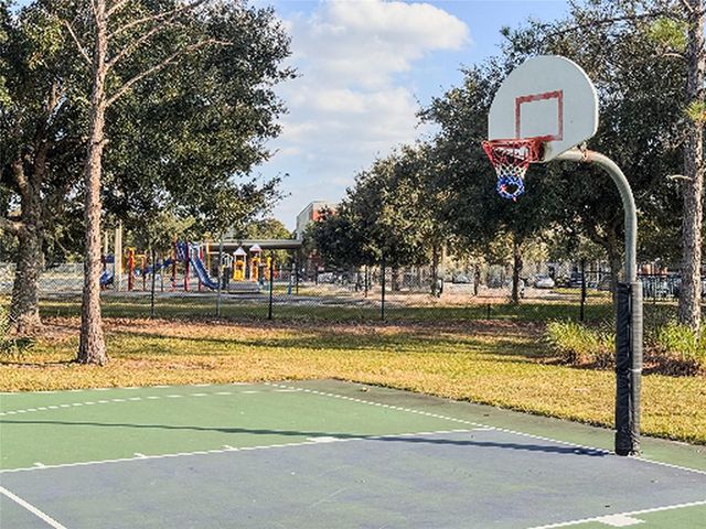 9422 MYRTLE CREEK LANE 8, Orlando, FL 32832