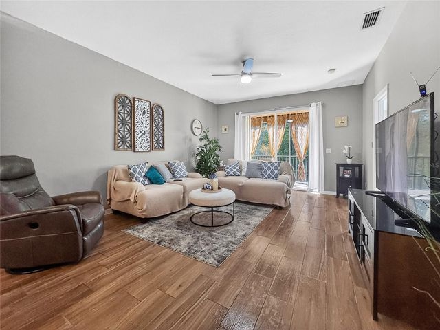 9422 MYRTLE CREEK LANE 8, Orlando, FL 32832