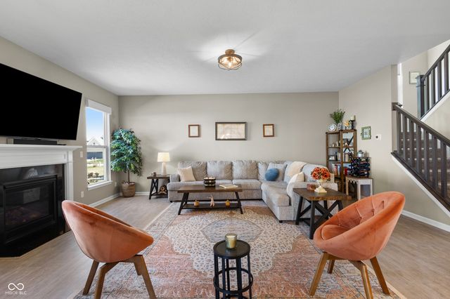 10936 Pebblestone Way, Brownsburg, IN 46112