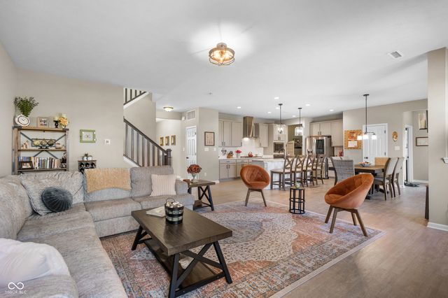 10936 Pebblestone Way, Brownsburg, IN 46112