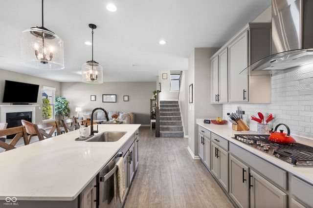 10936 Pebblestone Way, Brownsburg, IN 46112