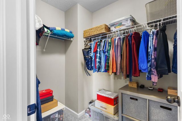 10936 Pebblestone Way, Brownsburg, IN 46112