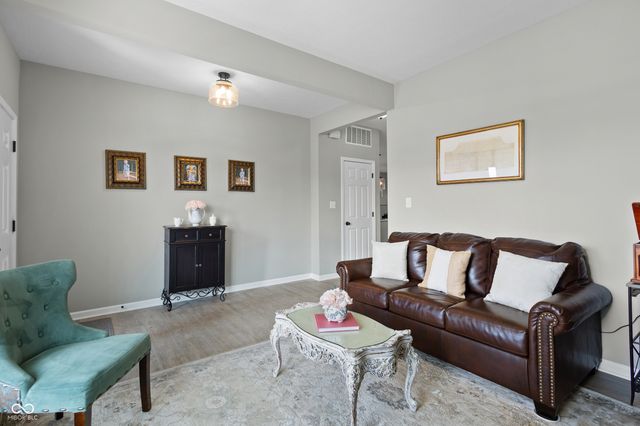 10936 Pebblestone Way, Brownsburg, IN 46112