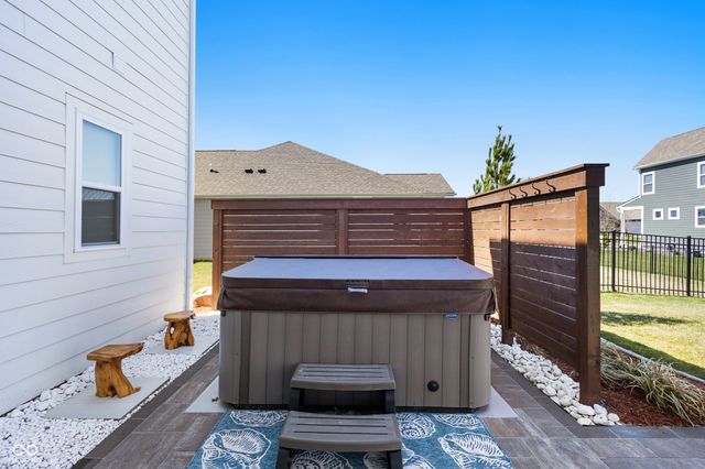 10936 Pebblestone Way, Brownsburg, IN 46112