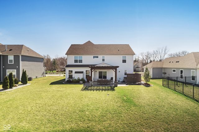 10936 Pebblestone Way, Brownsburg, IN 46112