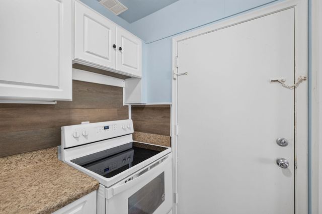 1821 NE 62ND Street 312, Fort Lauderdale, FL 33308