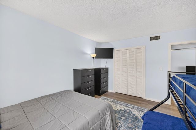 1821 NE 62ND Street 312, Fort Lauderdale, FL 33308