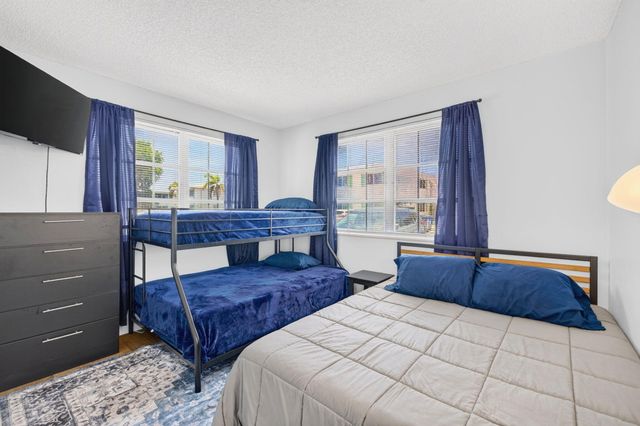 1821 NE 62ND Street 312, Fort Lauderdale, FL 33308