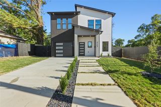 3704 Penelope Street, Dallas, TX 75210