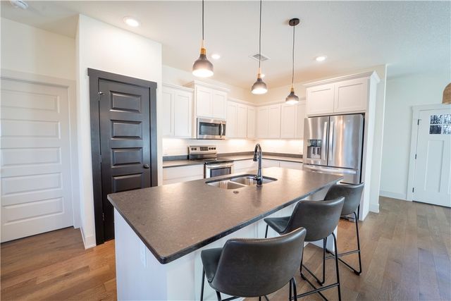 7 Cresswell Drive, Bella Vista, AR 72714