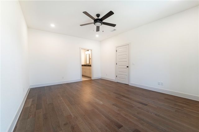 7 Cresswell Drive, Bella Vista, AR 72714