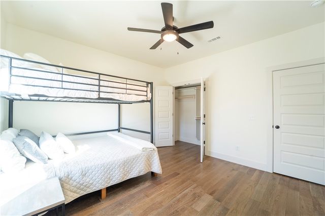 7 Cresswell Drive, Bella Vista, AR 72714