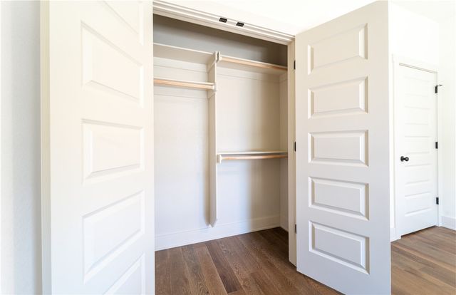 7 Cresswell Drive, Bella Vista, AR 72714