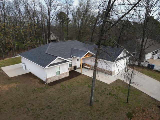 7 Cresswell Drive, Bella Vista, AR 72714