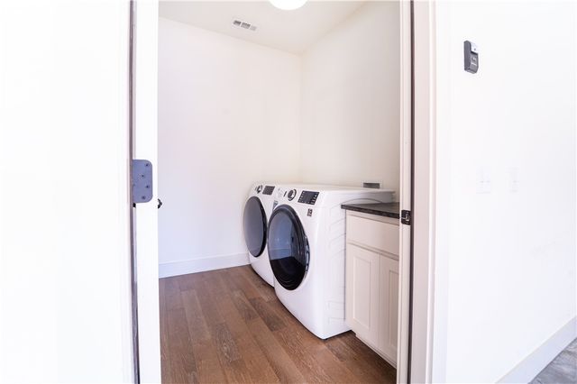 7 Cresswell Drive, Bella Vista, AR 72714