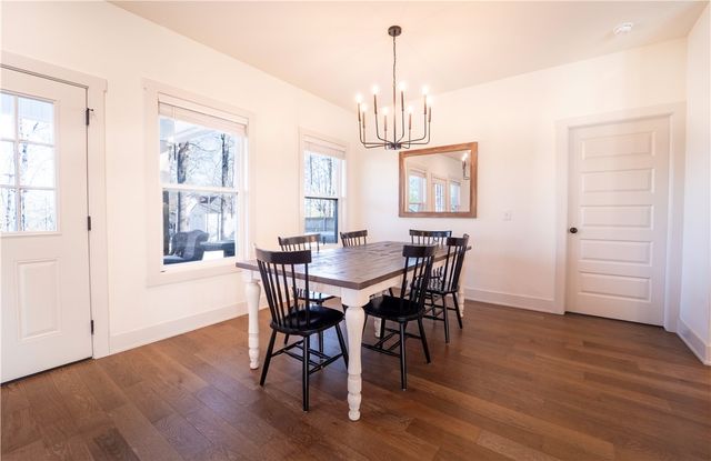 7 Cresswell Drive, Bella Vista, AR 72714