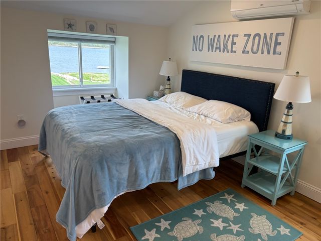 29 Baron Road, Barrington, RI 02806