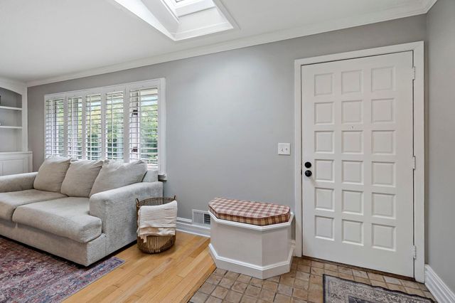5529 Benton Avenue, Edina, MN 55436