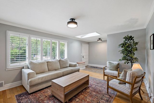 5529 Benton Avenue, Edina, MN 55436