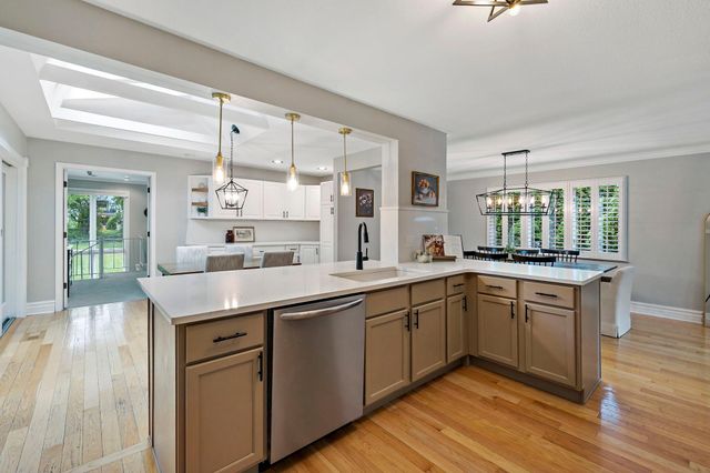 5529 Benton Avenue, Edina, MN 55436