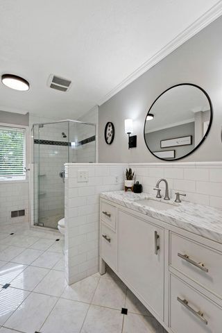 5529 Benton Avenue, Edina, MN 55436