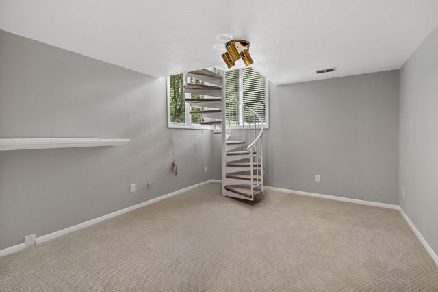5529 Benton Avenue, Edina, MN 55436