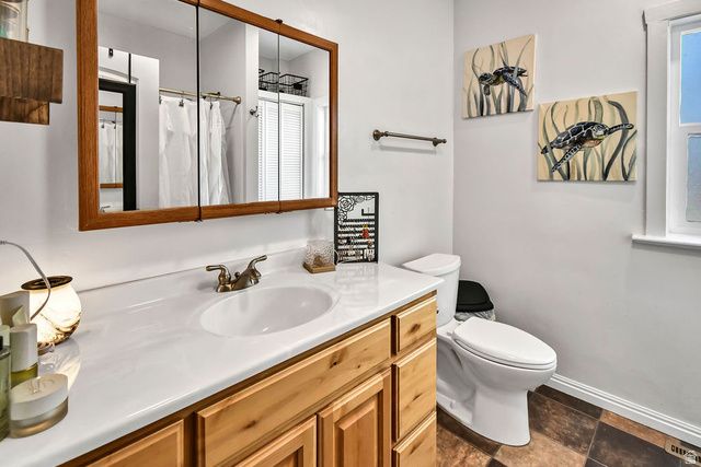 215 N MAIN ST, Glenwood, UT 84730