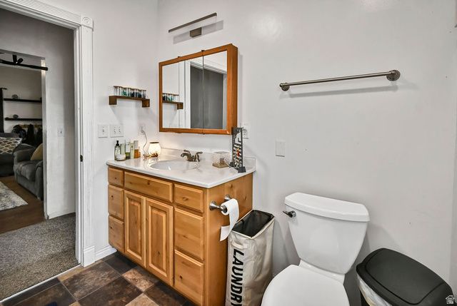 215 N MAIN ST, Glenwood, UT 84730