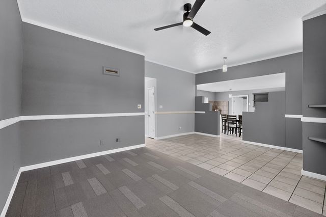 1463 Acequia Borrada, Santa Fe, NM 87507